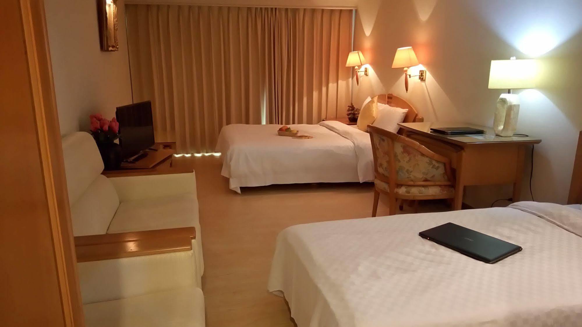 Berkeley Business Hotel Zhongzheng Hsinchu Luaran gambar