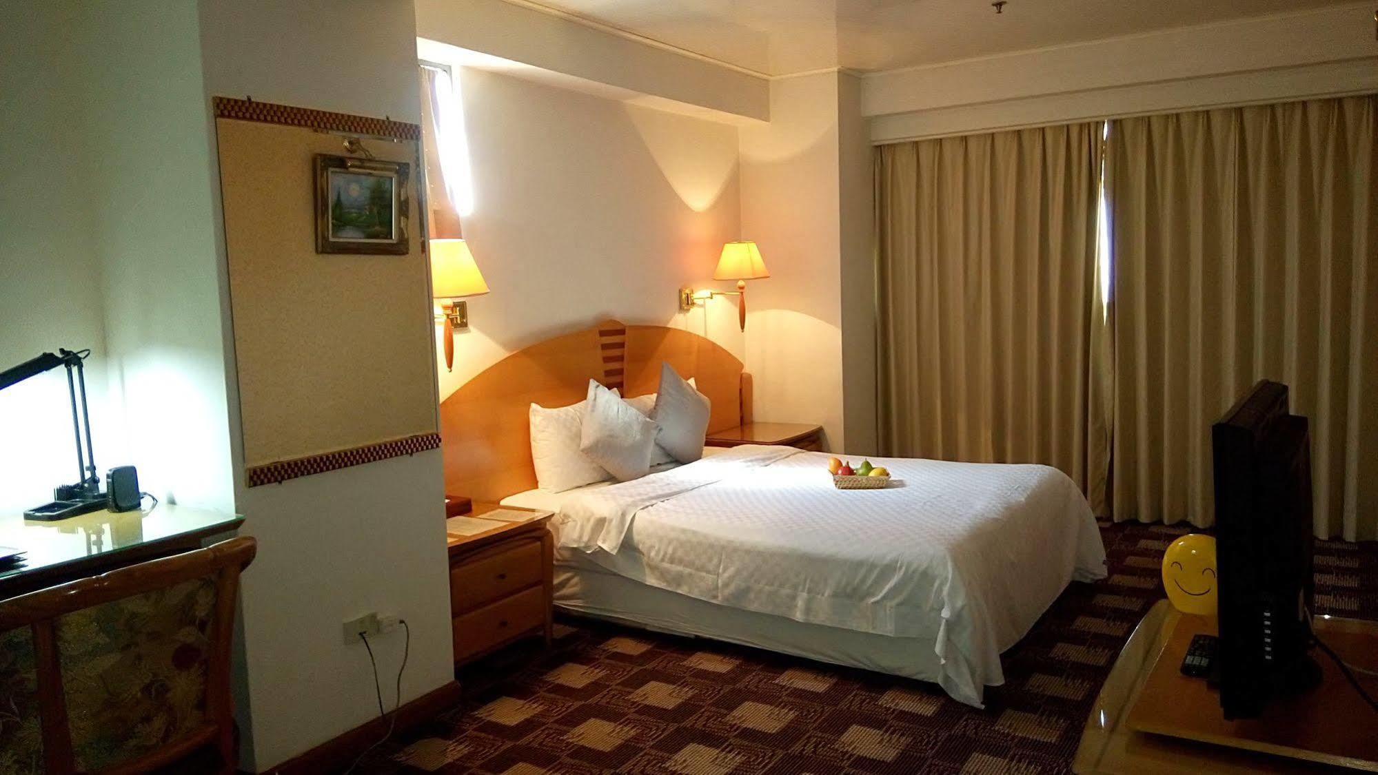 Berkeley Business Hotel Zhongzheng Hsinchu Luaran gambar