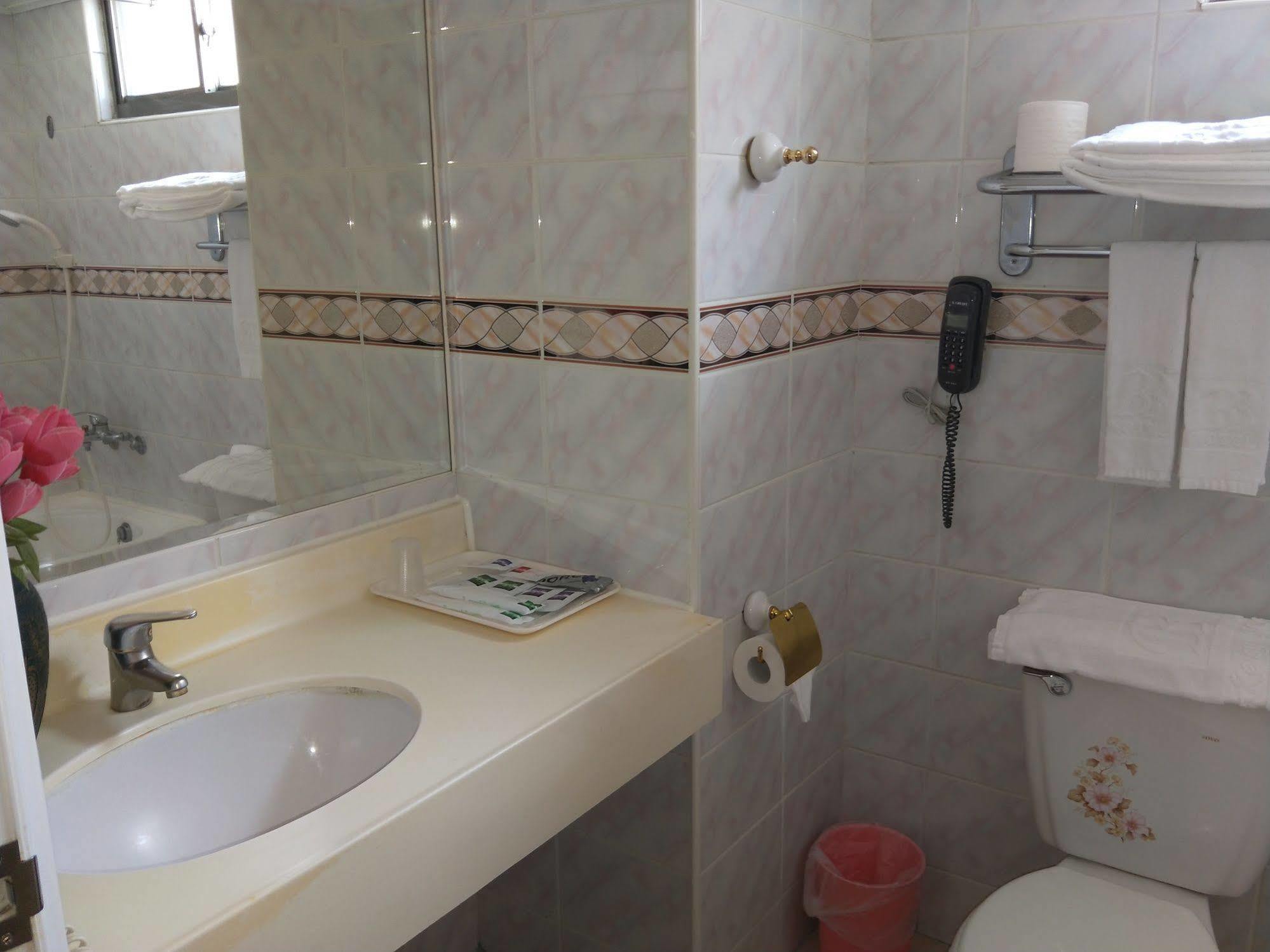 Berkeley Business Hotel Zhongzheng Hsinchu Luaran gambar