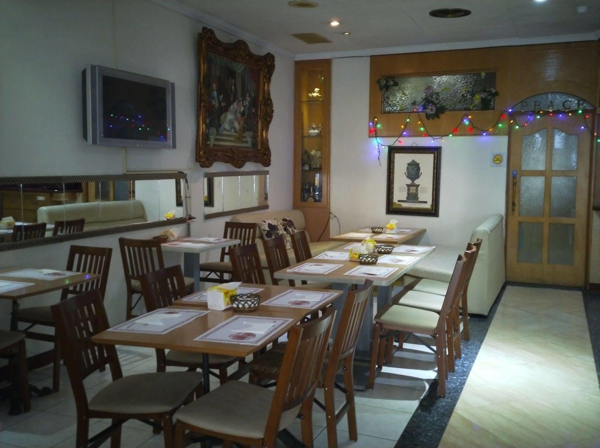 Berkeley Business Hotel Zhongzheng Hsinchu Luaran gambar