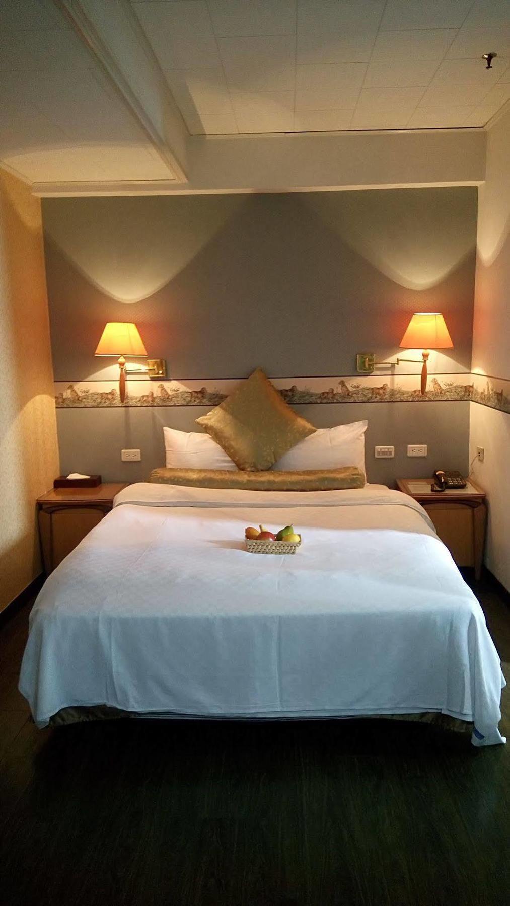 Berkeley Business Hotel Zhongzheng Hsinchu Luaran gambar
