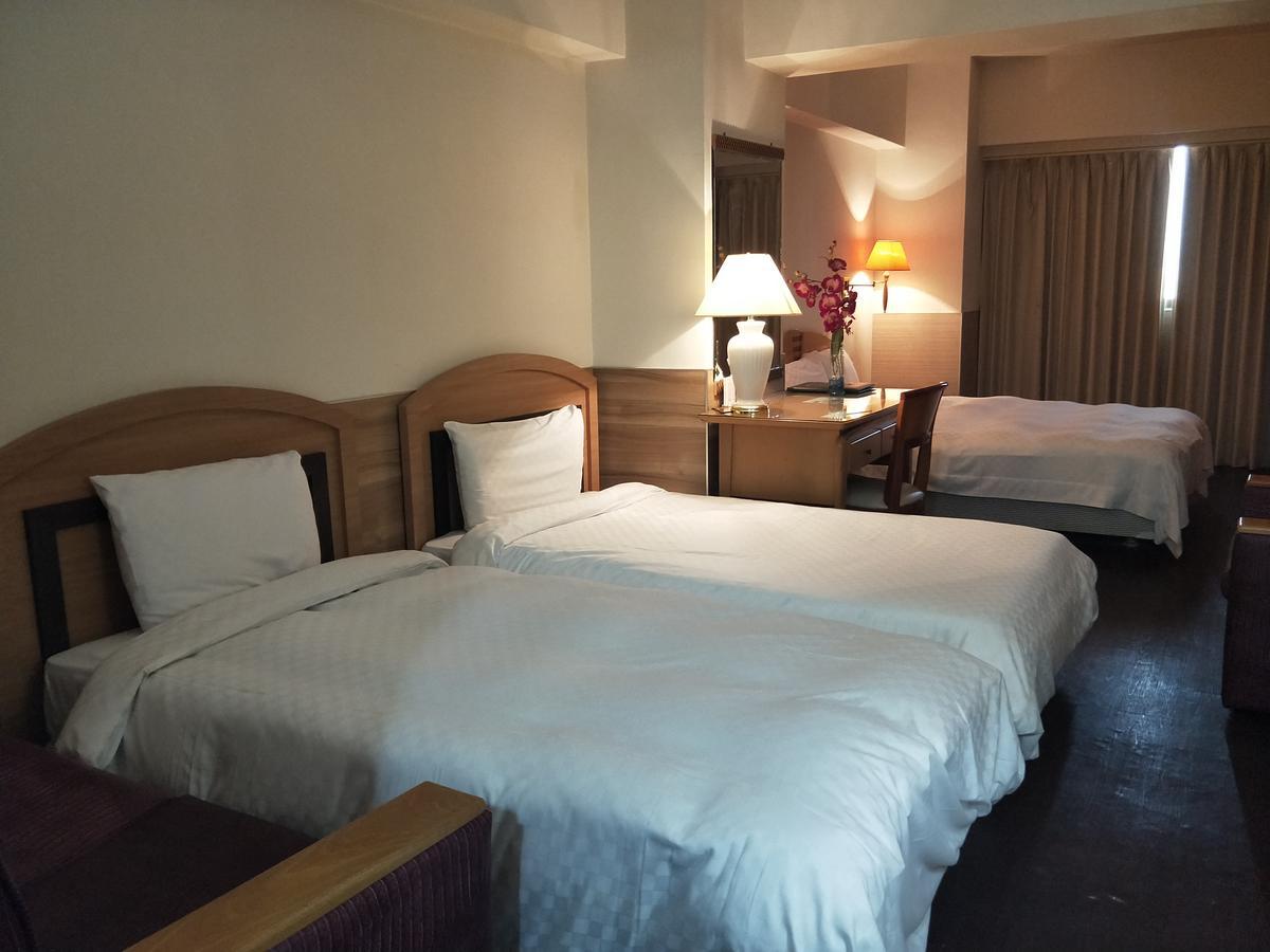 Berkeley Business Hotel Zhongzheng Hsinchu Luaran gambar